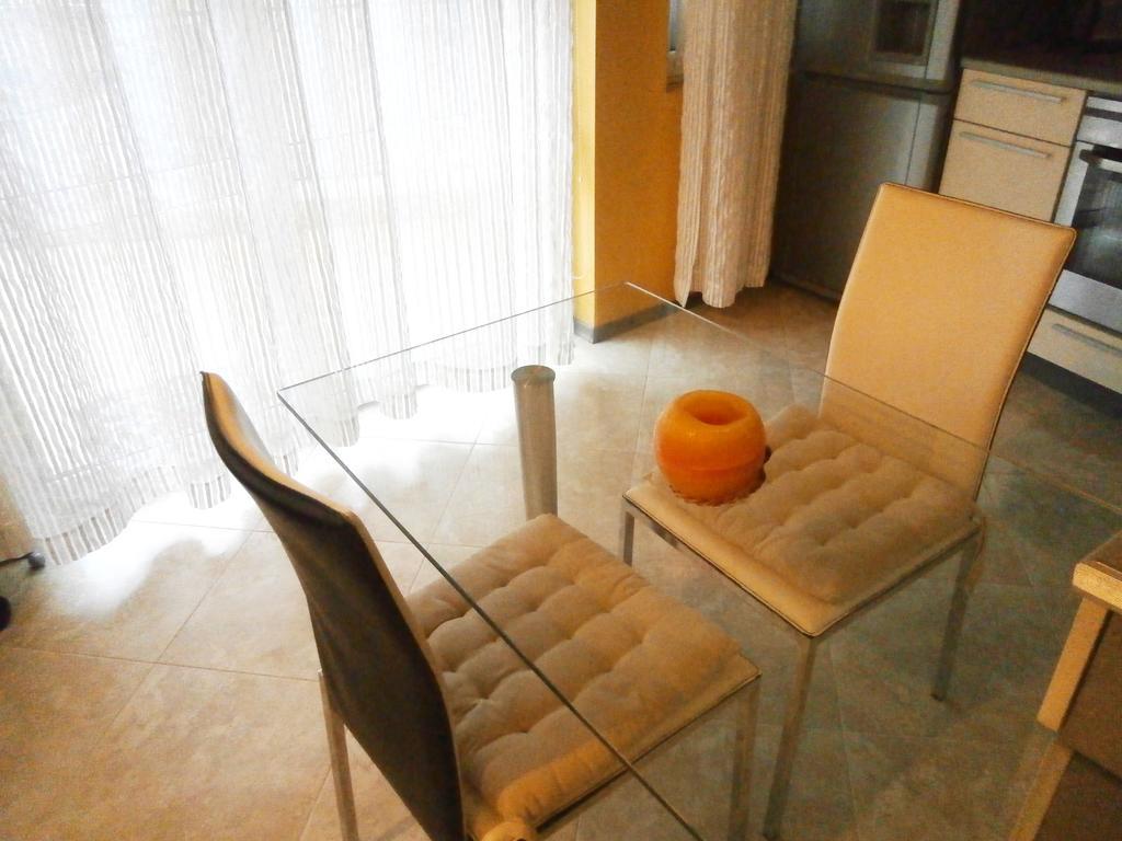 Art Apartment Kiril And Metodi Square Burgas Exterior photo