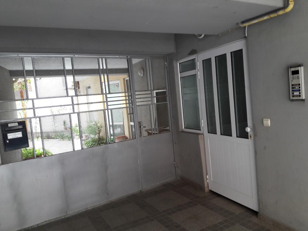 Art Apartment Kiril And Metodi Square Burgas Exterior photo